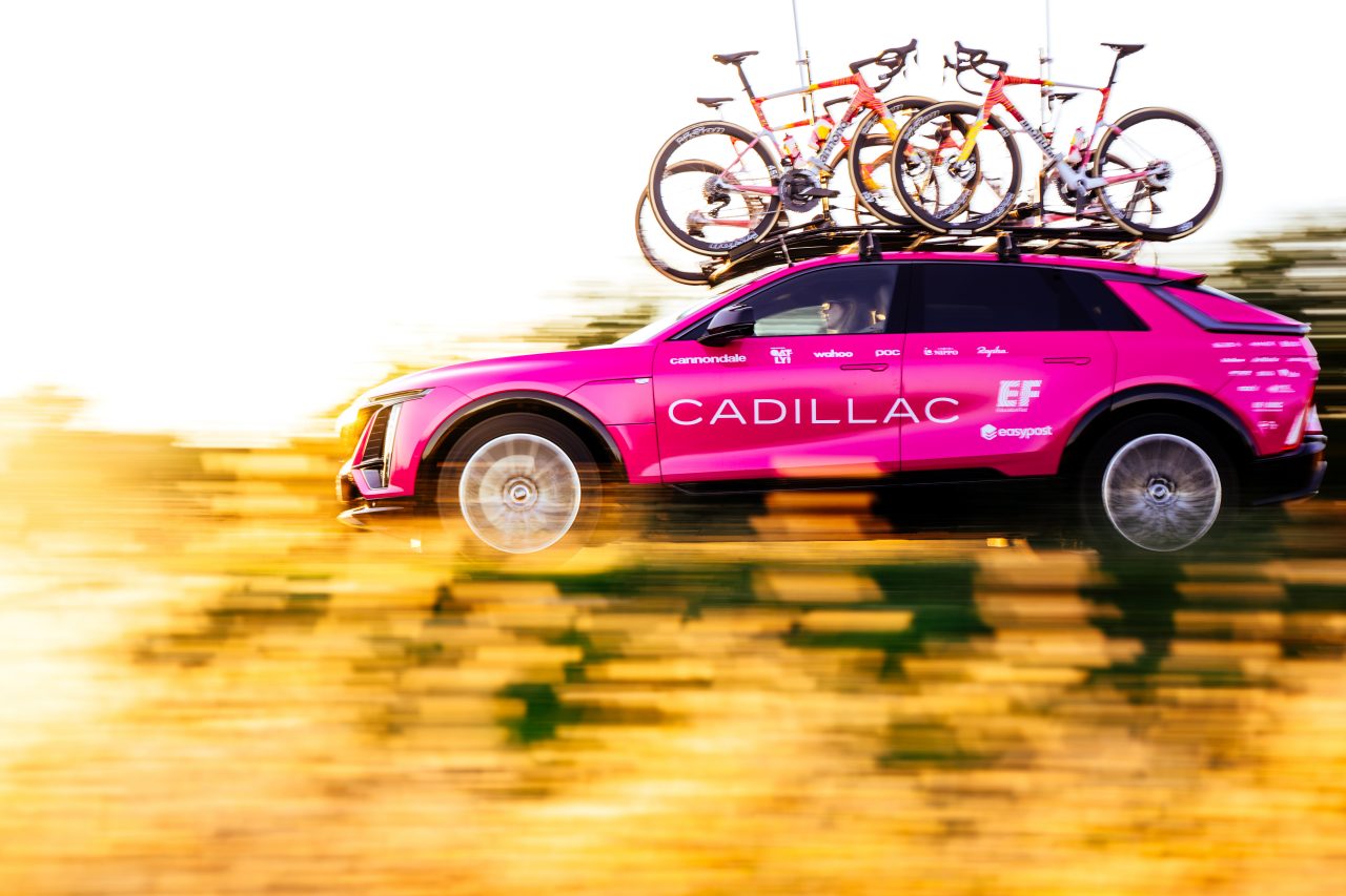 Crédito de la foto: Tour de France 2024 EF Pro Cycling y Cadillac LYRIQ, Jered Gruber y Ashley Gruber